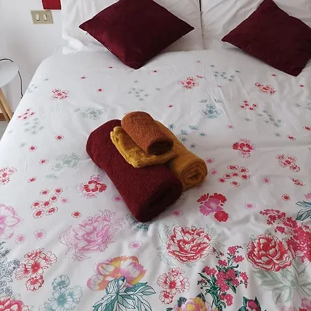 Rossoarancio Bed & Breakfast 3*