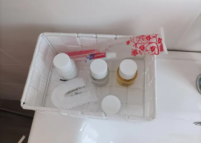 Rossoarancio Bed & Breakfast Montecalvoli